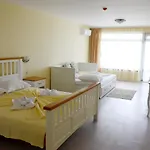 Hotel Ashram 3*