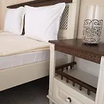 Ashram Hotel 3*