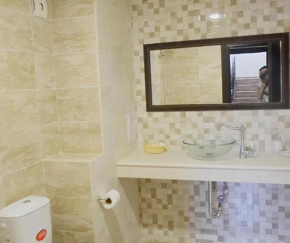 מלון Ashram פרימורסקו