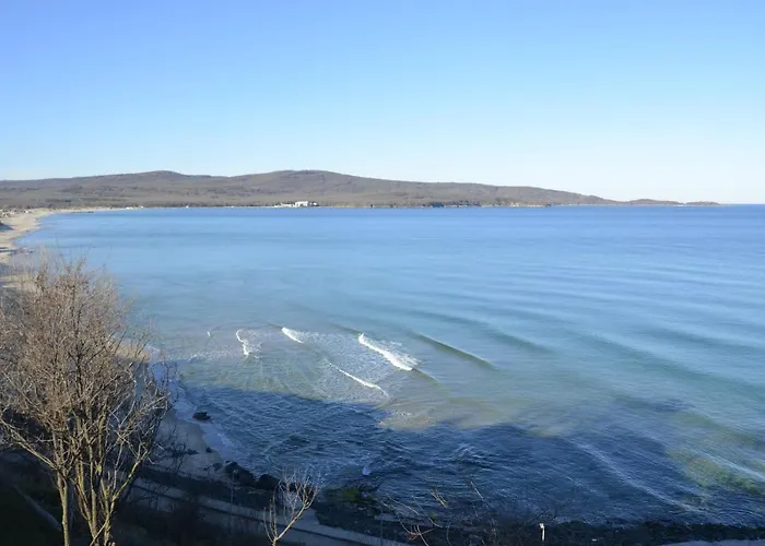 מלון Ashram פרימורסקו