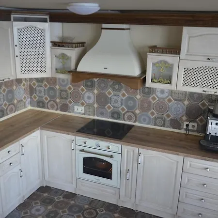 Ashram Хотел Приморско