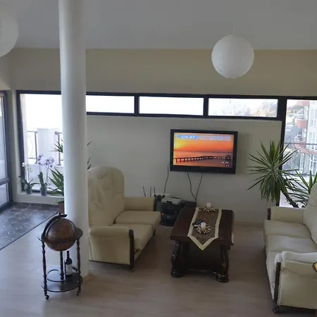 Хотел Ashram Приморско