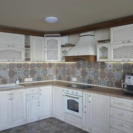 Ashram Приморско